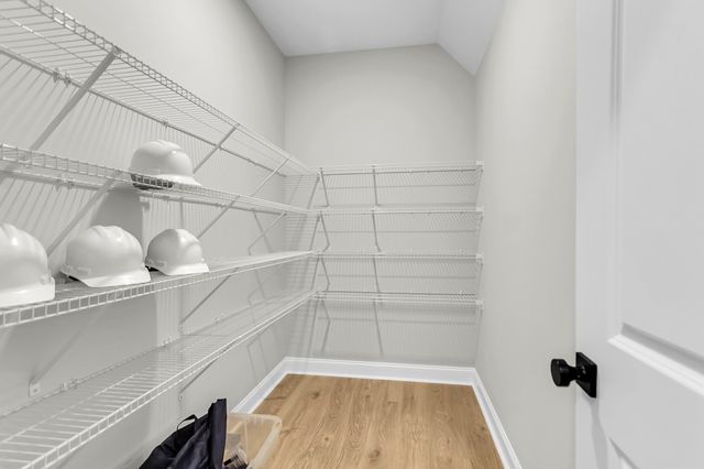 671 Conifer Drive, Spring Hill, TN 37174