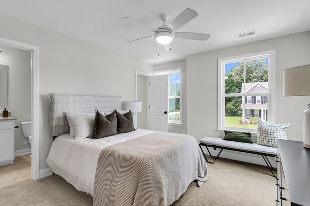 671 Conifer Drive, Spring Hill, TN 37174