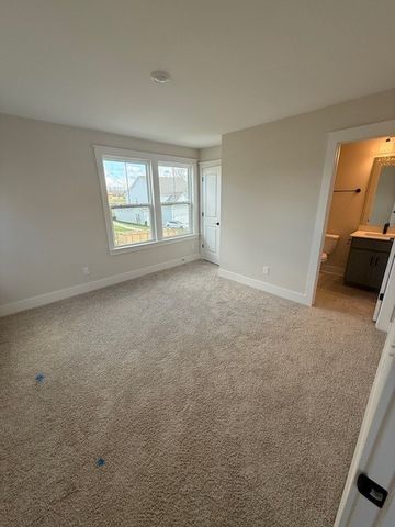 671 Conifer Drive, Spring Hill, TN 37174