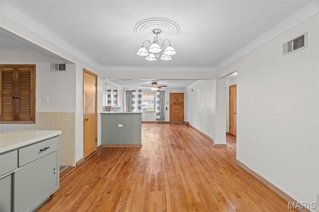 9213 Ranch Meadows Drive, St Louis, MO 63136