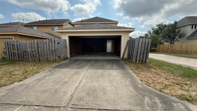 7346 Autumn Sun Drive, Houston, TX 77083