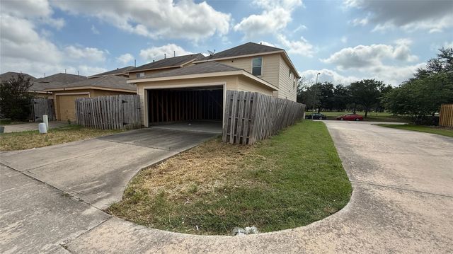 7346 Autumn Sun Drive, Houston, TX 77083