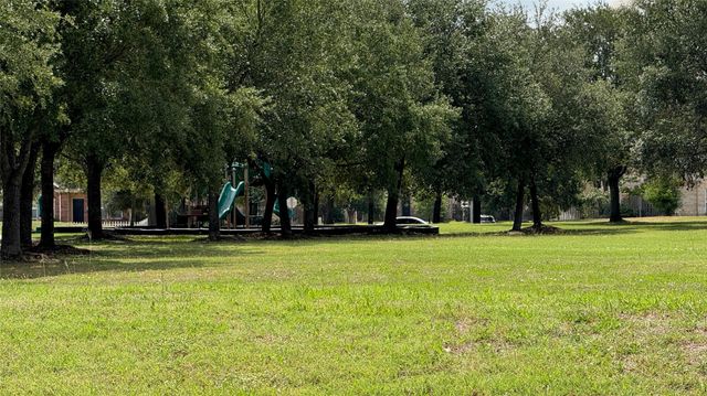 7346 Autumn Sun Drive, Houston, TX 77083