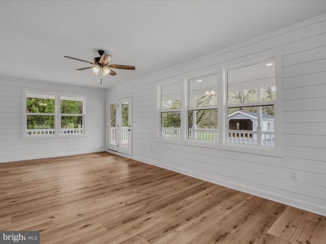 89 MORGAN GROVE RD, Shepherdstown, WV 25443