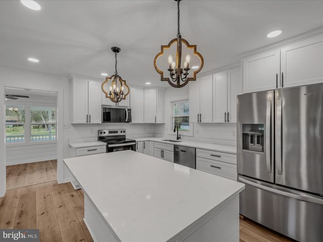 89 MORGAN GROVE RD, Shepherdstown, WV 25443