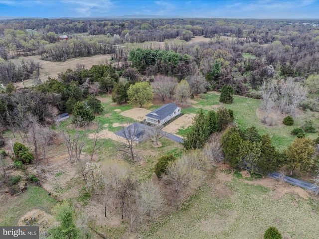 89 MORGAN GROVE RD, Shepherdstown, WV 25443