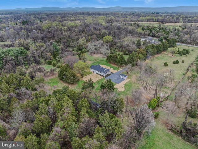 89 MORGAN GROVE RD, Shepherdstown, WV 25443