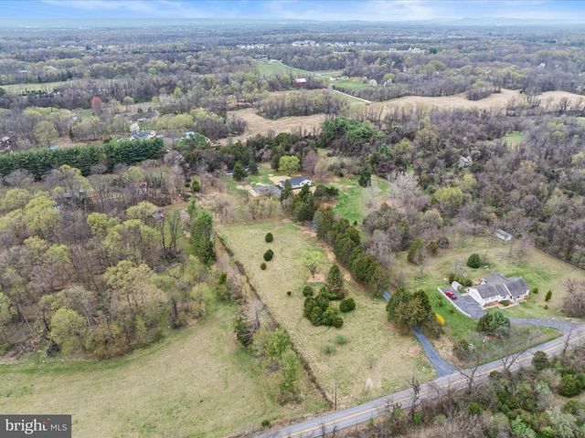 89 MORGAN GROVE RD, Shepherdstown, WV 25443