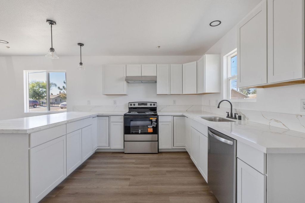 Image 12 of property listing at 1950 Van Horn Street, Selma, CA 93662