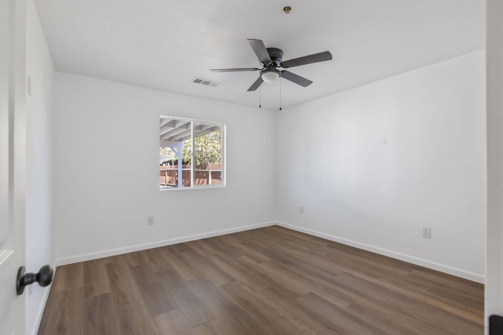 Image 15 of property listing at 1950 Van Horn Street, Selma, CA 93662