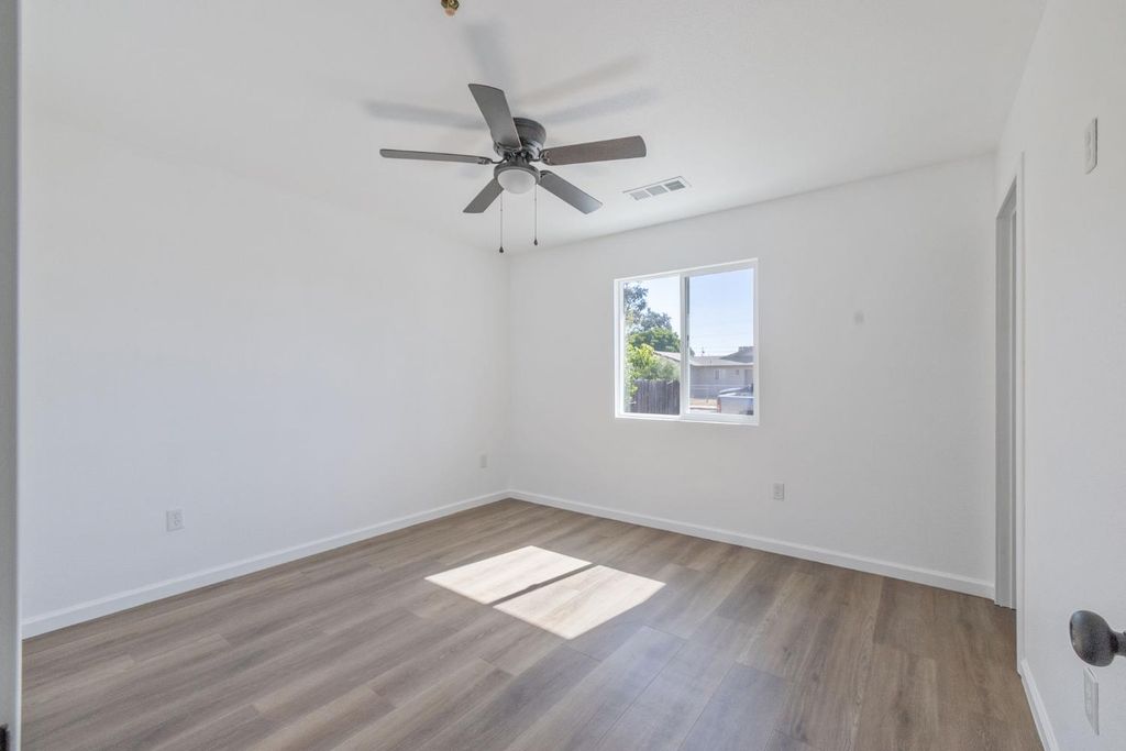Image 17 of property listing at 1950 Van Horn Street, Selma, CA 93662