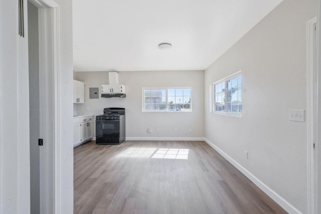 Image 29 of property listing at 1950 Van Horn Street, Selma, CA 93662