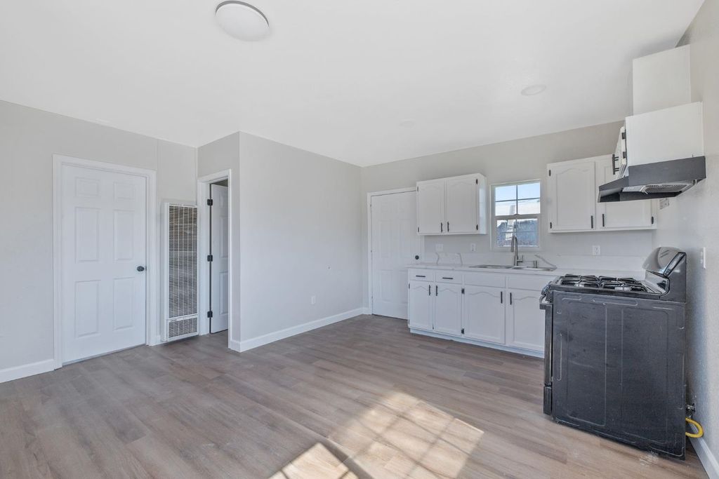 Image 31 of property listing at 1950 Van Horn Street, Selma, CA 93662
