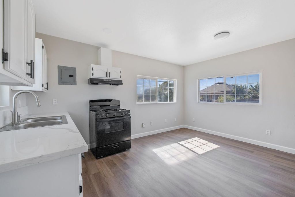 Image 32 of property listing at 1950 Van Horn Street, Selma, CA 93662