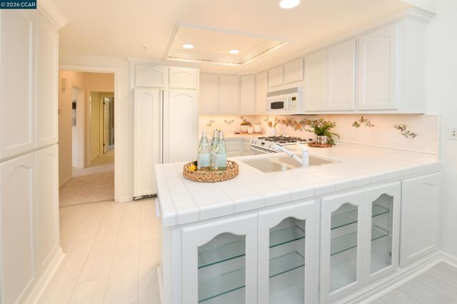 5201 Terra Granada Dr 3A, Walnut Creek, CA 94595