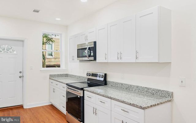 4847 FAIRMOUNT AVE, Philadelphia, PA 19139