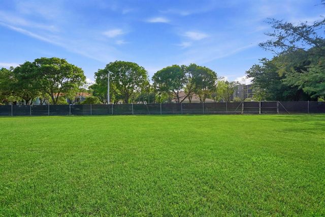 1800 N Sherman Circle, Miramar, FL 33025