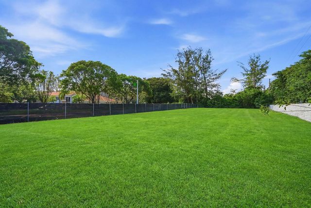 1800 N Sherman Circle, Miramar, FL 33025