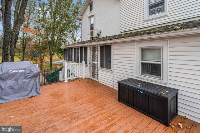 100 PINELAND RD, Birdsboro, PA 19508