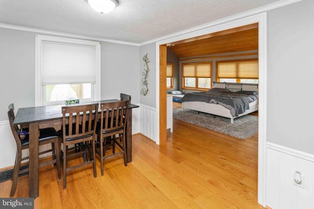 100 PINELAND RD, Birdsboro, PA 19508