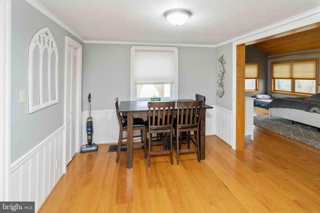 100 PINELAND RD, Birdsboro, PA 19508