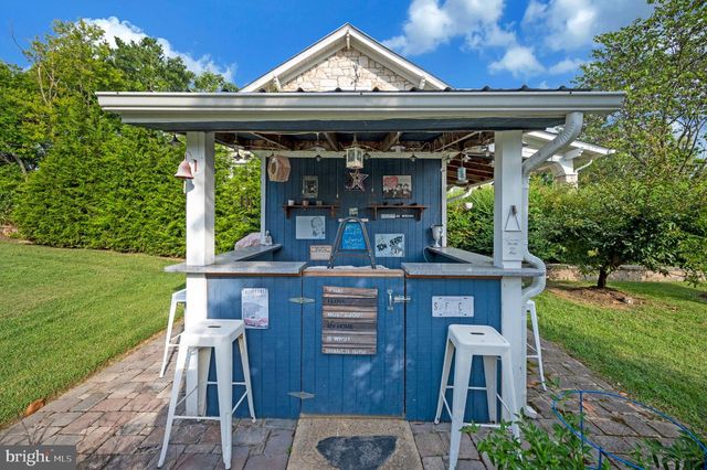 1001 CLEARVIEW AVE, Fredericksburg, VA 22405