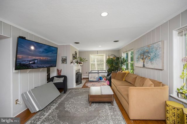 1001 CLEARVIEW AVE, Fredericksburg, VA 22405