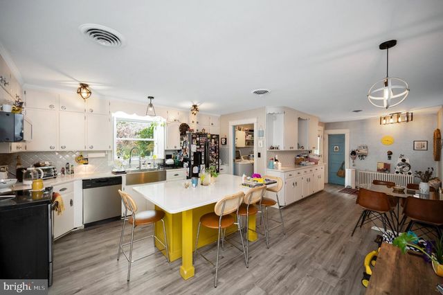 1001 CLEARVIEW AVE, Fredericksburg, VA 22405