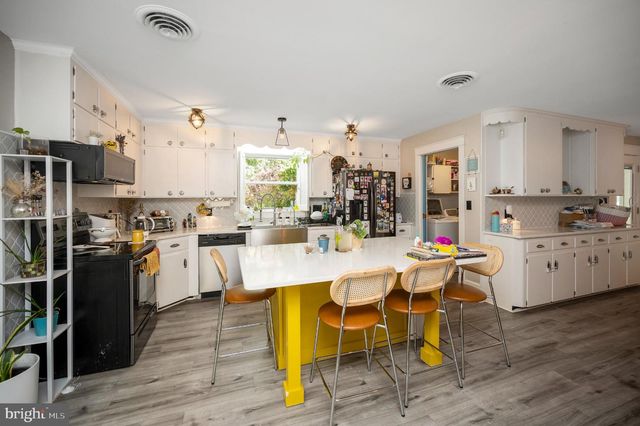 1001 CLEARVIEW AVE, Fredericksburg, VA 22405