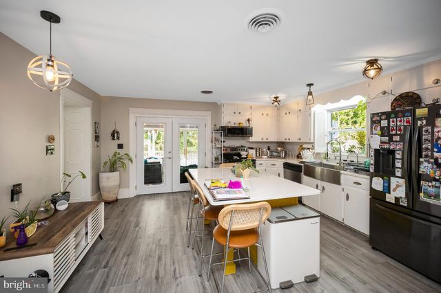 1001 CLEARVIEW AVE, Fredericksburg, VA 22405