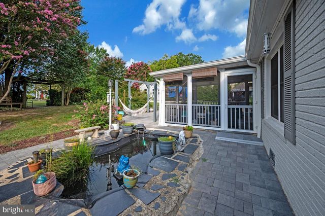 1001 CLEARVIEW AVE, Fredericksburg, VA 22405