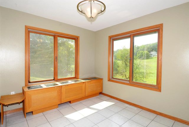 9222 Gorst Road, Mazomanie, WI 53560