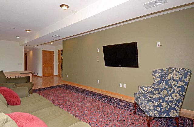 9222 Gorst Road, Mazomanie, WI 53560