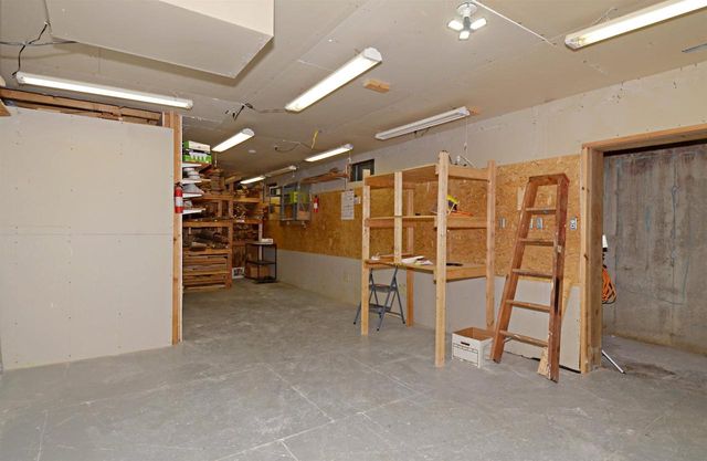 9222 Gorst Road, Mazomanie, WI 53560