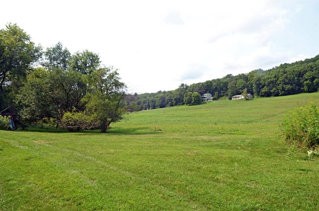 9222 Gorst Road, Mazomanie, WI 53560