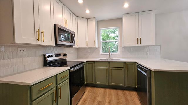 2208 Sagamore Road, Columbus, OH 43219