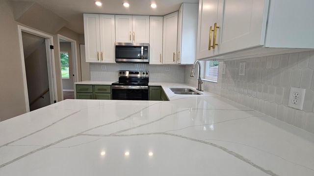 2208 Sagamore Road, Columbus, OH 43219