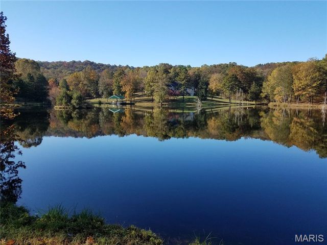 20401 Mill Creek Road, Ste Genevieve, MO 63670