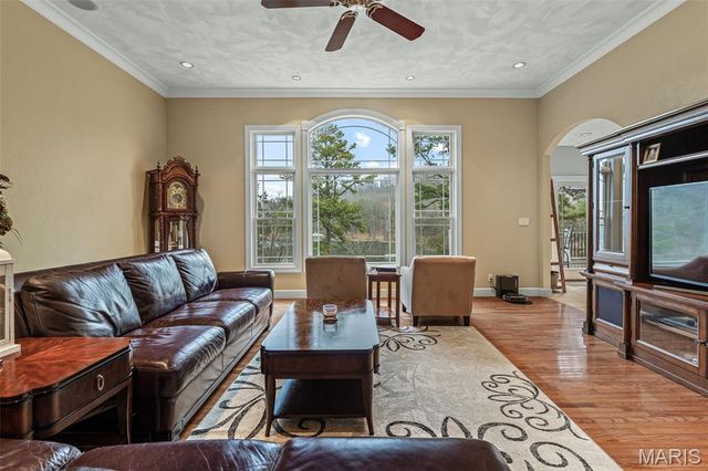 20401 Mill Creek Road, Ste Genevieve, MO 63670