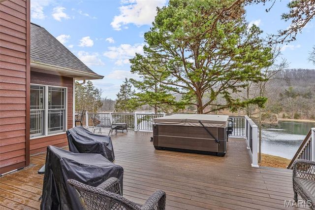 20401 Mill Creek Road, Ste Genevieve, MO 63670