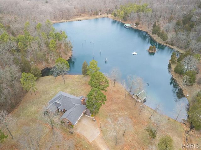 20401 Mill Creek Road, Ste Genevieve, MO 63670