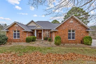 20401 Mill Creek Road, Ste Genevieve, MO 63670