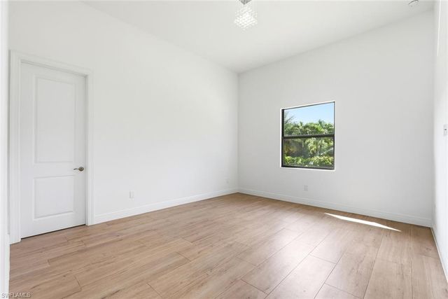 6590 Trail BLVD, Naples, FL 34108