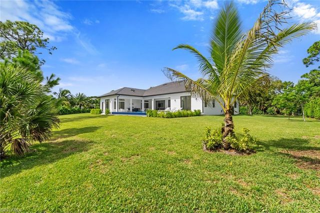 6590 Trail BLVD, Naples, FL 34108