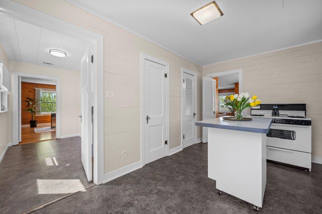 1407 Hutto RD, Georgetown, TX 78626
