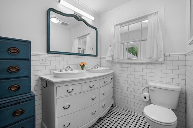 1407 Hutto RD, Georgetown, TX 78626