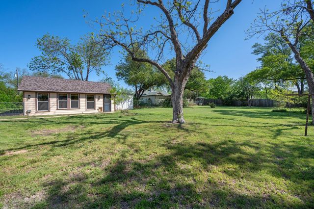 1407 Hutto RD, Georgetown, TX 78626