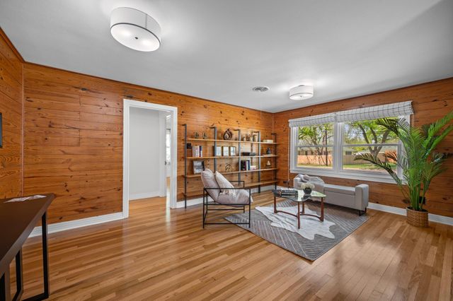 1407 Hutto RD, Georgetown, TX 78626