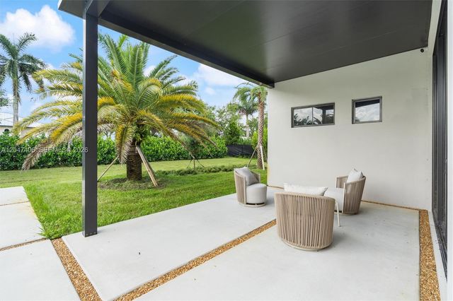 14930 SW 16th Ct, Davie, FL 33326