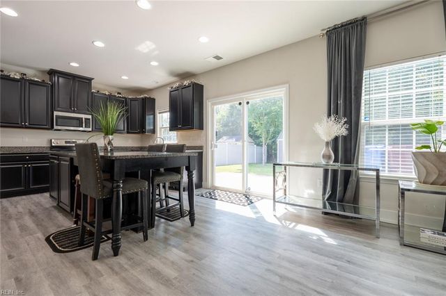 539 Schaefer AVE, Chesapeake, VA 23321